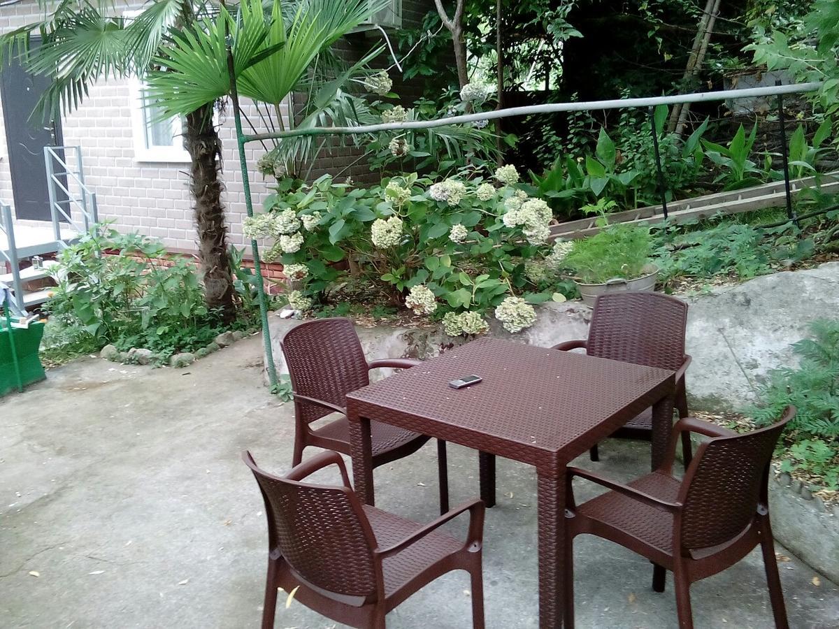 Tsikhierva Hotel Gagra Luaran gambar
